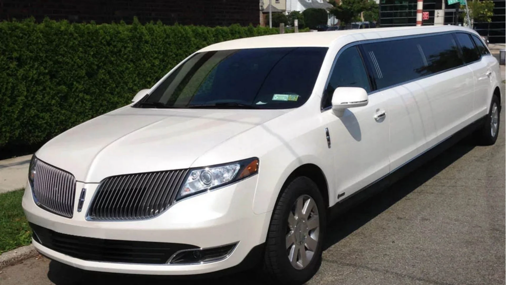 MKT LINCOLN LIMOUSINE (2)